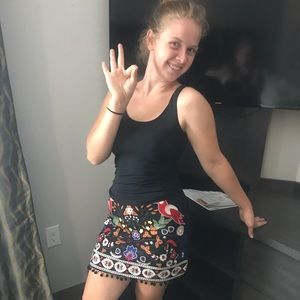 Meet your Posher, Isis